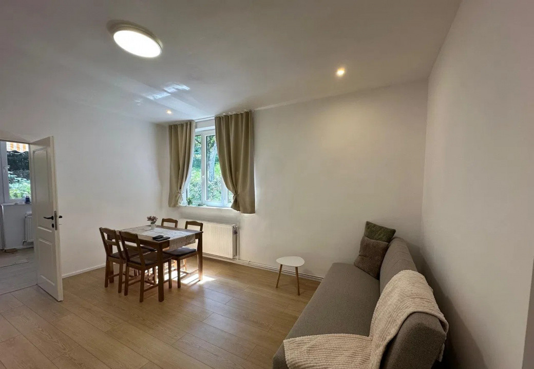 Apartament 2,5 camere 65 MP, cu gradina 200 mp, Central