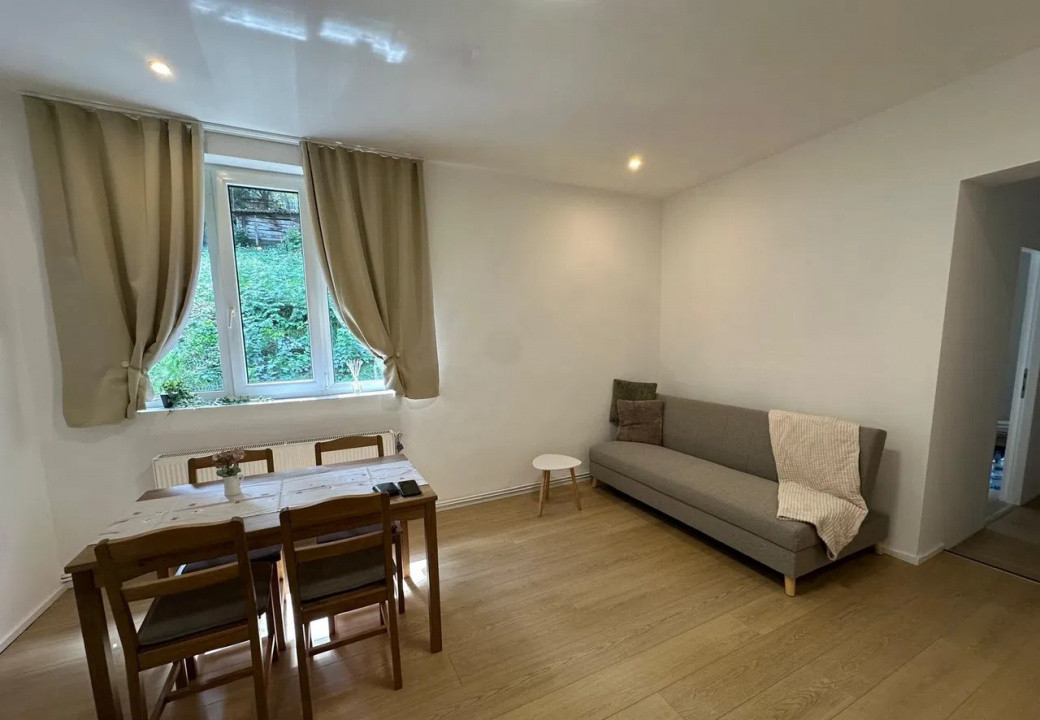 Apartament 2,5 camere 65 MP, cu gradina 200 mp, Central
