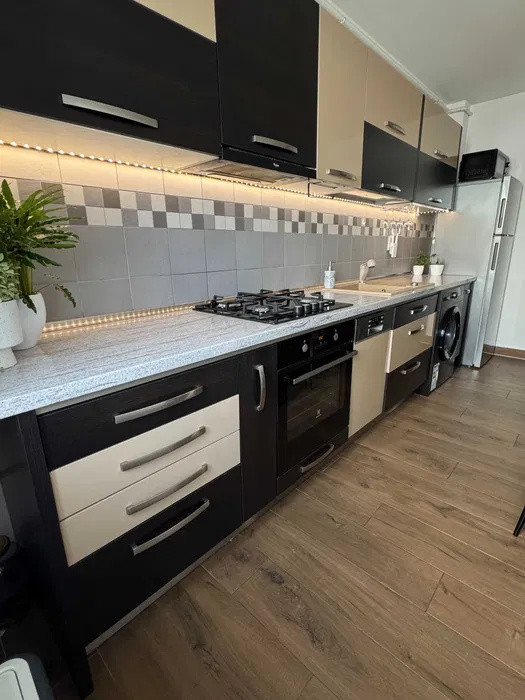Apartament 2 camere 56 mp, partre, Tractorul
