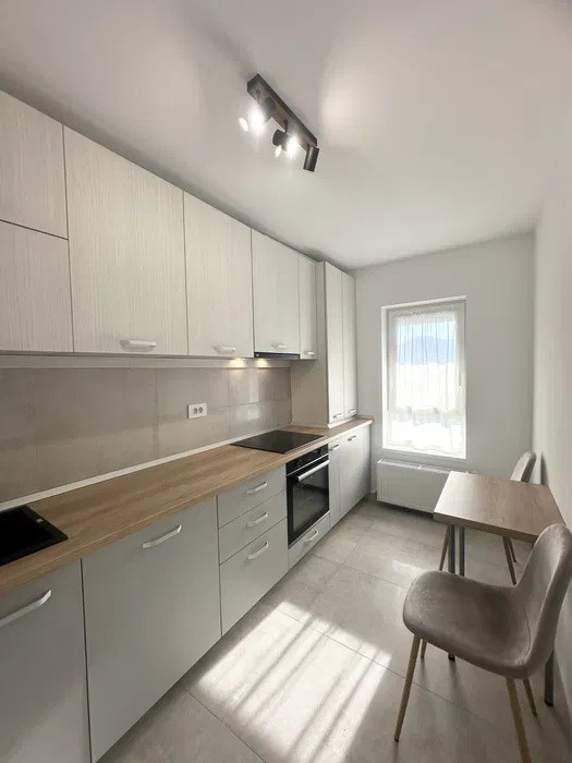 2 Camere Luminate, Vedere Superbă, Complet Mobilat – Noua Residence 2 cu parcare