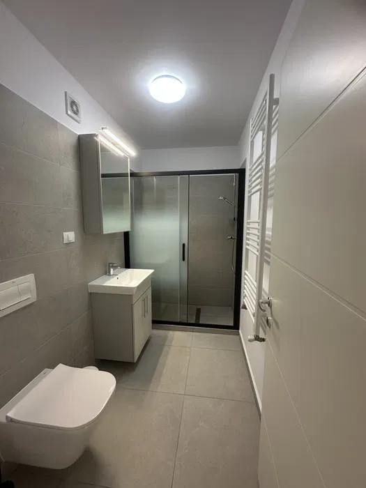 2 Camere Luminate, Vedere Superbă, Complet Mobilat – Noua Residence 2 cu parcare