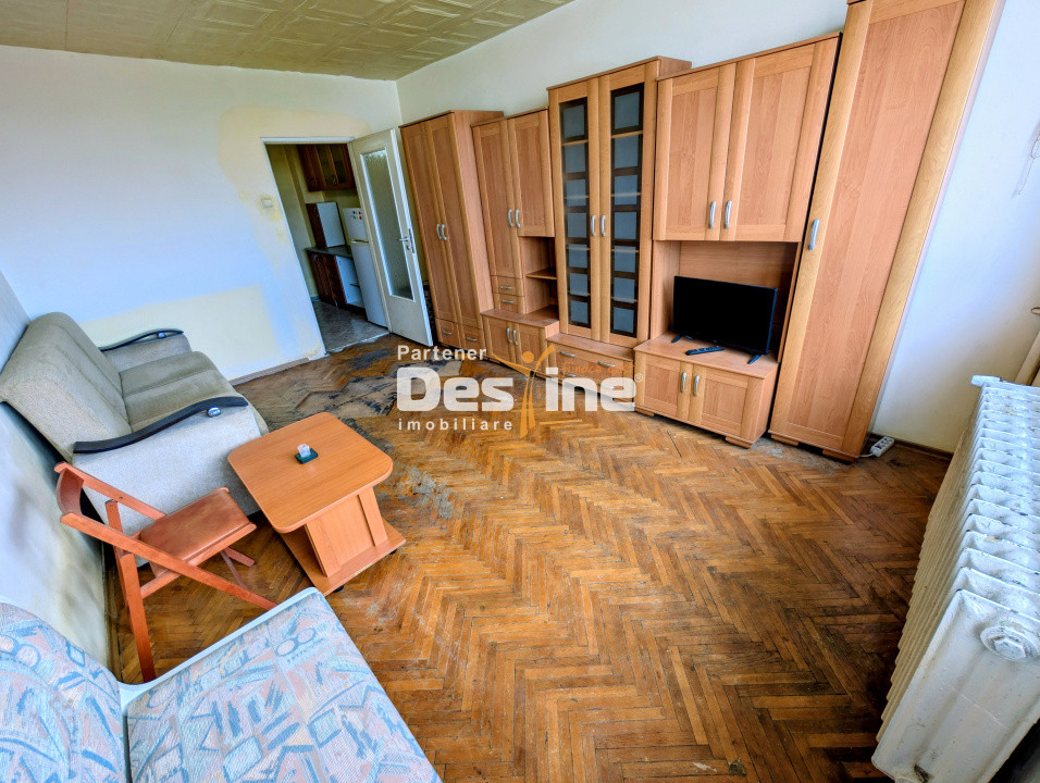 Garsonieră 26 mp etaj intermediar, imobil cu lift - Pța. Nicolina, Cotnari