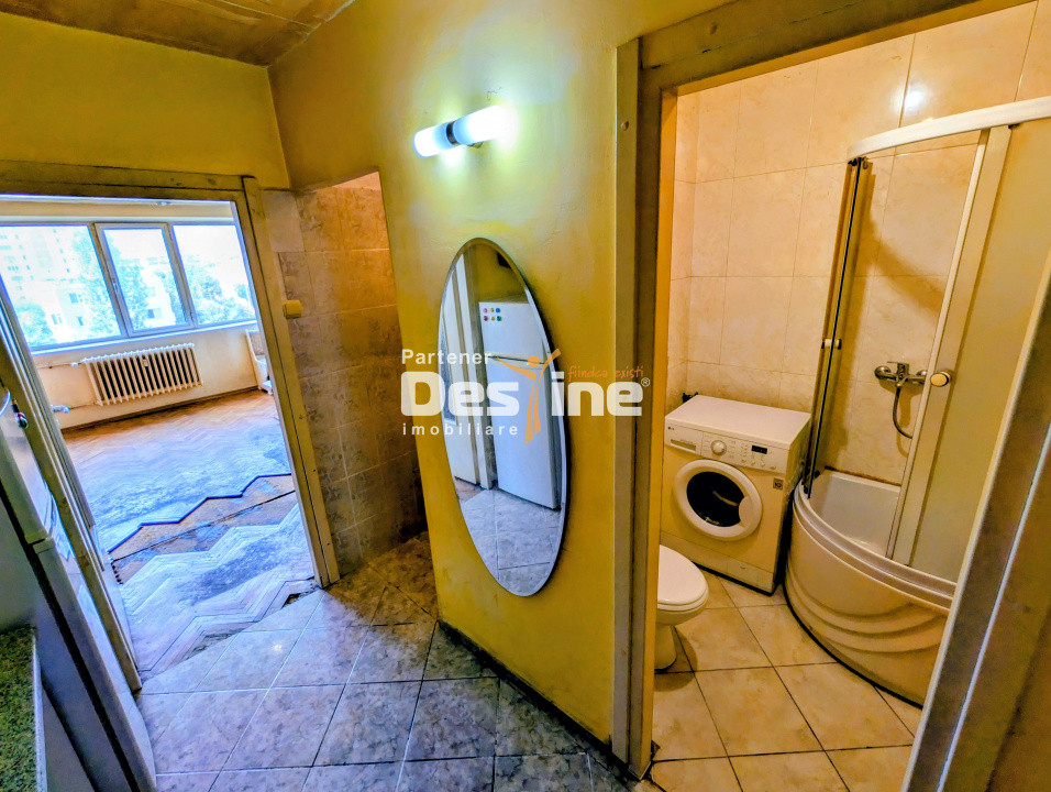Garsonieră 26 mp etaj intermediar, imobil cu lift - Pța. Nicolina, Cotnari