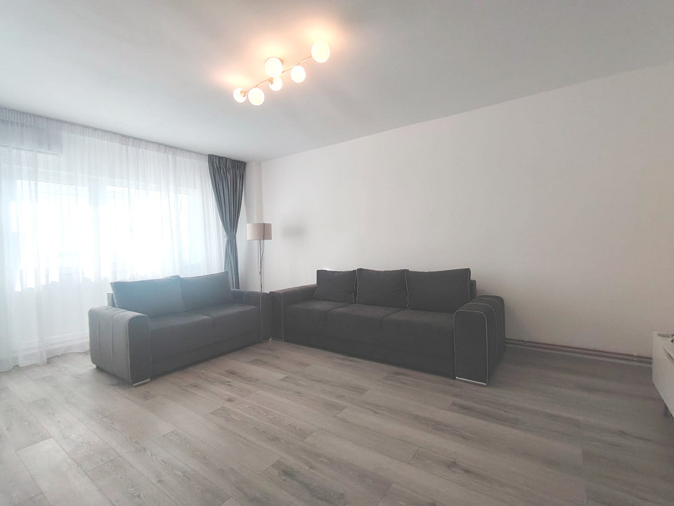 Apartament modern central-cu loc parcare privat