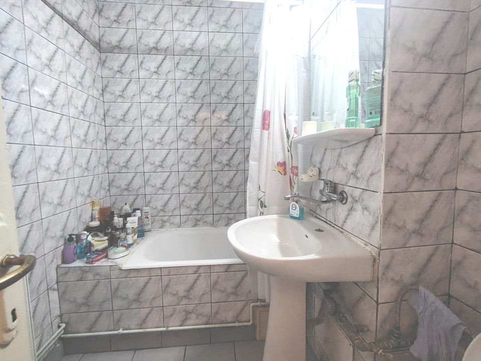 2 camere, etaj 9/10, centrală proprie – Bld. Republicii