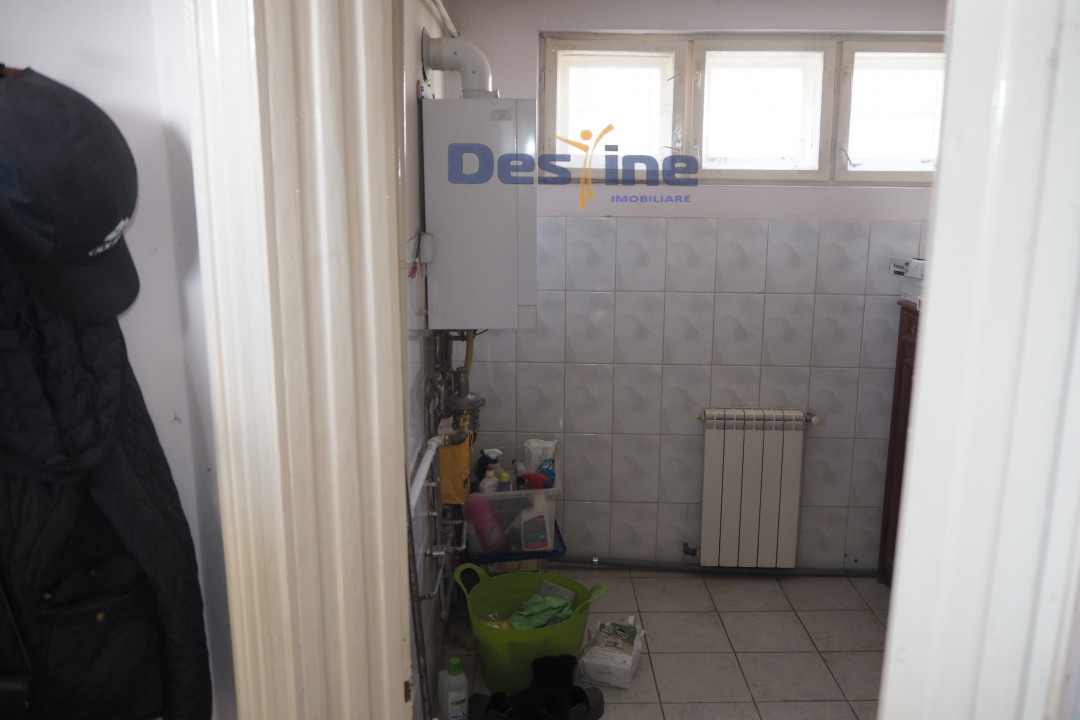 VAND CASA 3 CAMERE,POD,PIVNITA,2 GARAJE,FOISOR,DEJ