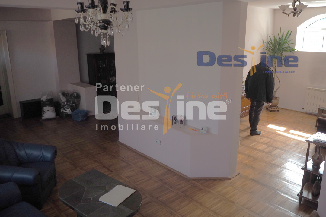 VAND CASA 3 CAMERE,POD,PIVNITA,2 GARAJE,FOISOR,DEJ