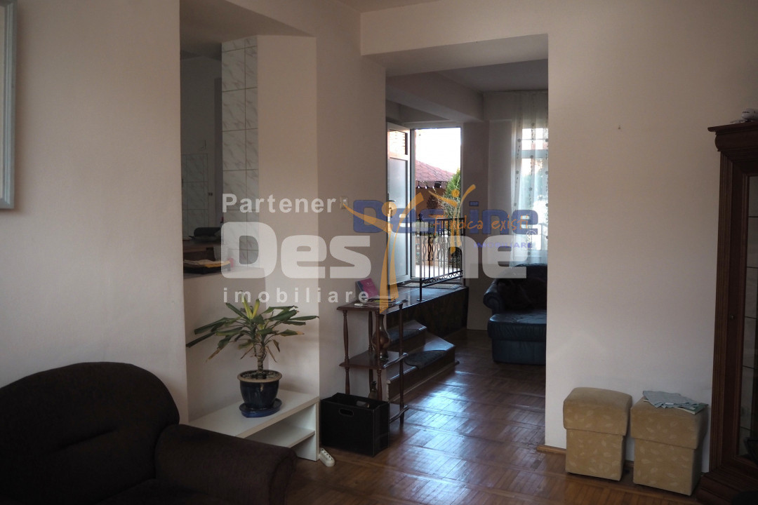 VAND CASA 3 CAMERE,POD,PIVNITA,2 GARAJE,FOISOR,DEJ