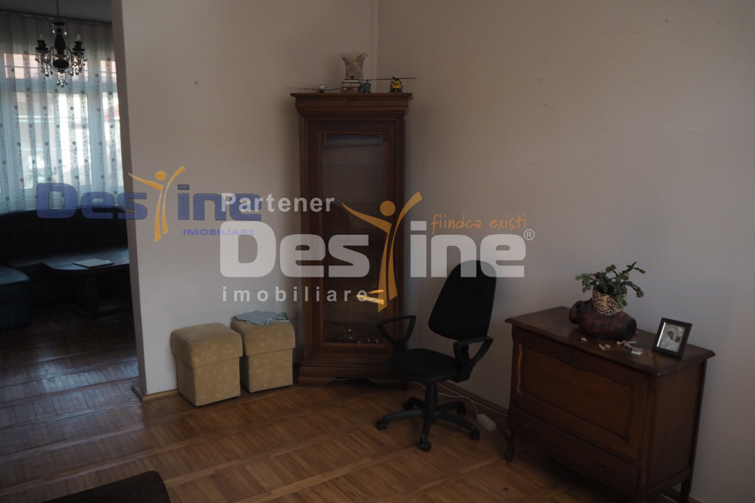 VAND CASA 3 CAMERE,POD,PIVNITA,2 GARAJE,FOISOR,DEJ