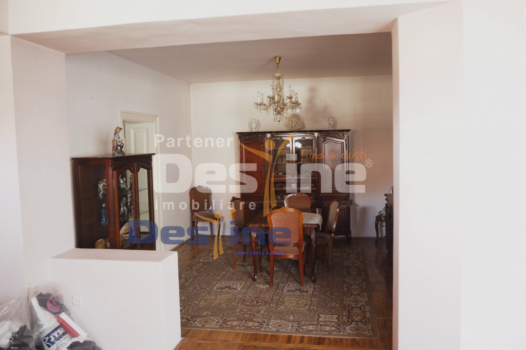 VAND CASA 3 CAMERE,POD,PIVNITA,2 GARAJE,FOISOR,DEJ