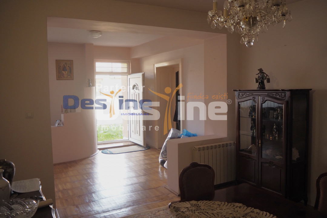 VAND CASA 3 CAMERE,POD,PIVNITA,2 GARAJE,FOISOR,DEJ