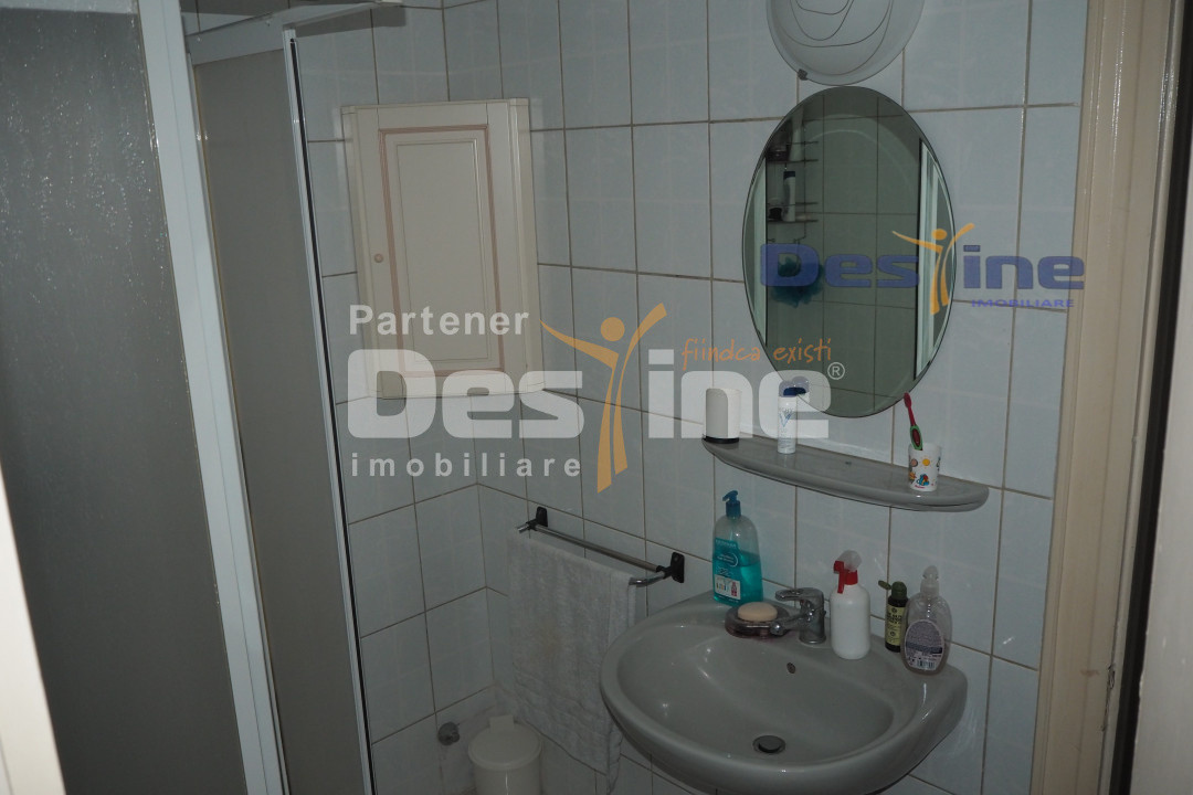 VAND CASA 3 CAMERE,POD,PIVNITA,2 GARAJE,FOISOR,DEJ