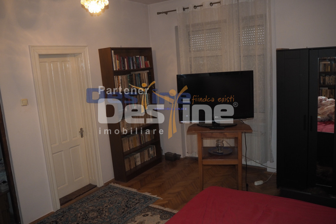 VAND CASA 3 CAMERE,POD,PIVNITA,2 GARAJE,FOISOR,DEJ