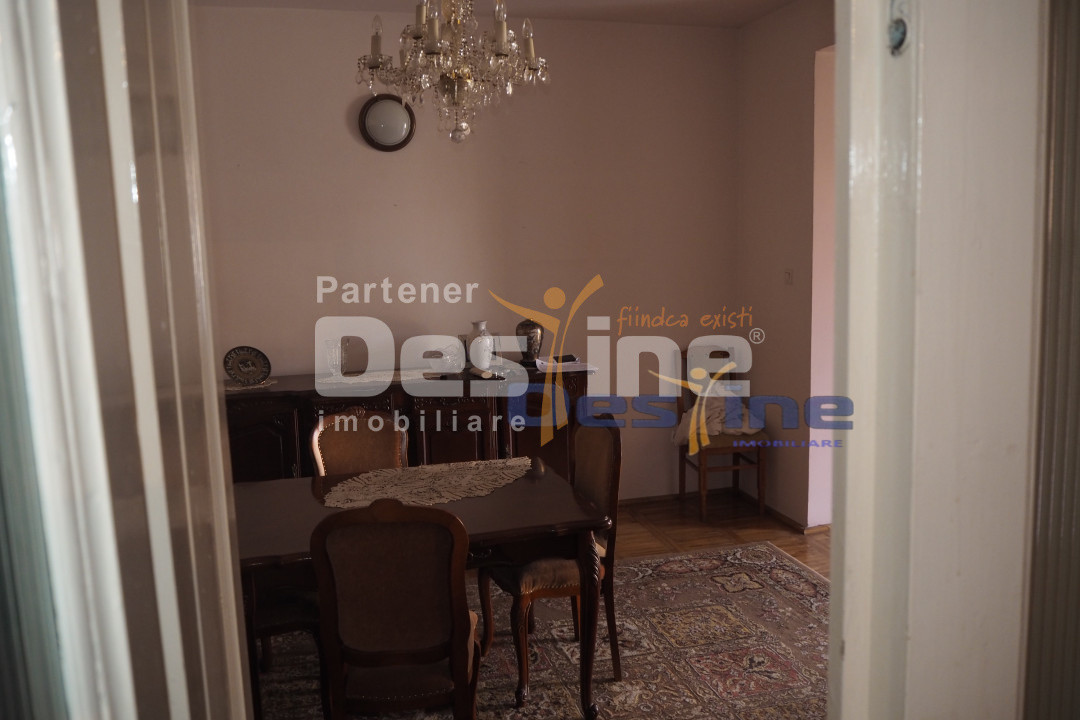 VAND CASA 3 CAMERE,POD,PIVNITA,2 GARAJE,FOISOR,DEJ