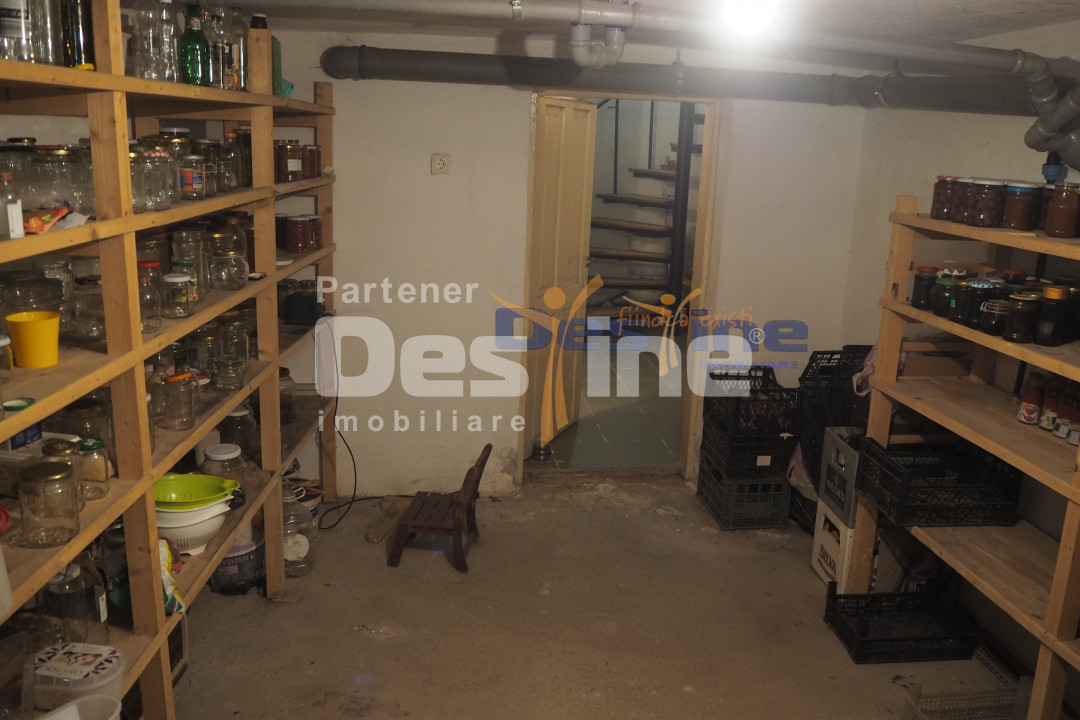 VAND CASA 3 CAMERE,POD,PIVNITA,2 GARAJE,FOISOR,DEJ