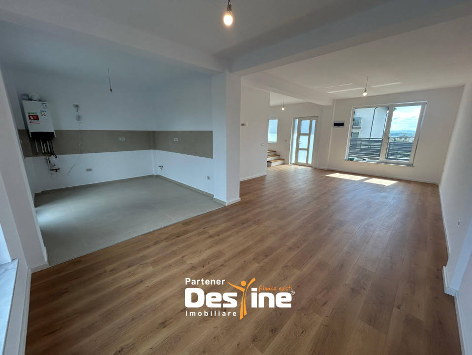 Casa tip DUPLEX - Loc de parcare si terasa | Toate utilitatile - ASFALT