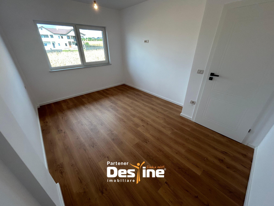 Casa tip DUPLEX - Loc de parcare si terasa | Toate utilitatile - ASFALT