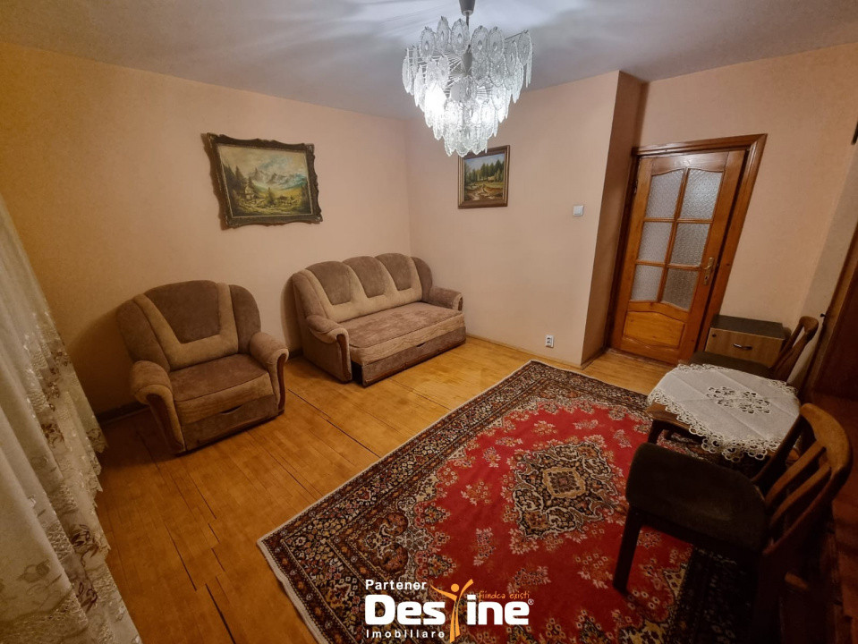 CUG – Apartament 1 cameră decomandat, etaj 1, bloc turn cu lift lângă Selgros