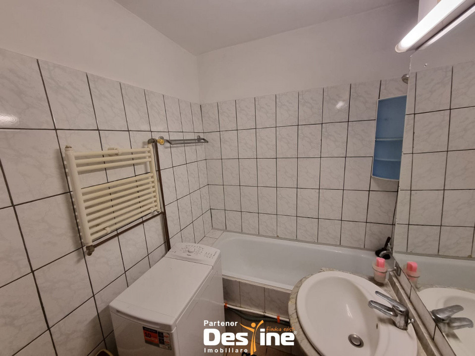 CUG – Apartament 1 cameră decomandat, etaj 1, bloc turn cu lift lângă Selgros