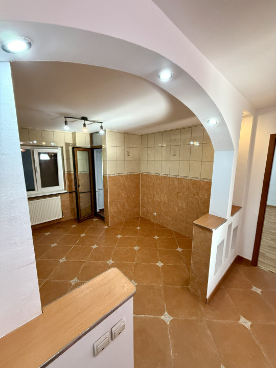 Apartament 3 camere, 77 mp, compartimentare excelentă, gata pentru familia ta
