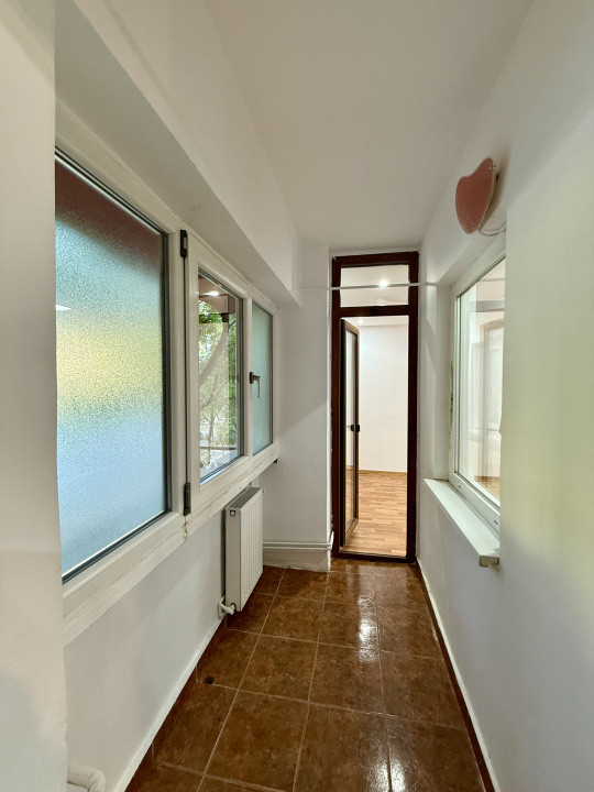 Apartament 3 camere, 77 mp, compartimentare excelentă, gata pentru familia ta