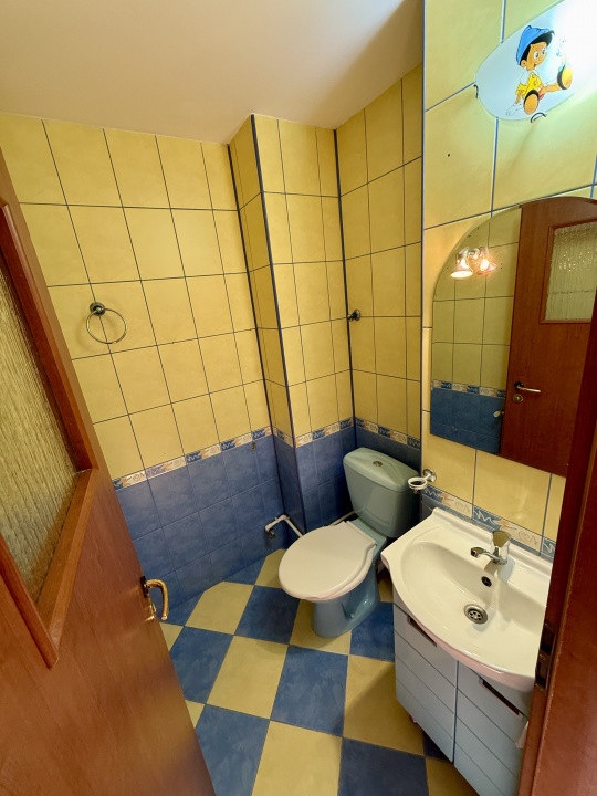 Apartament 3 camere, 77 mp, compartimentare excelentă, gata pentru familia ta
