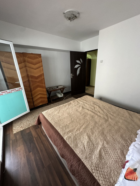 🏠 Apartament de vânzare – decomandat, 2 camere in Craiovita Noua