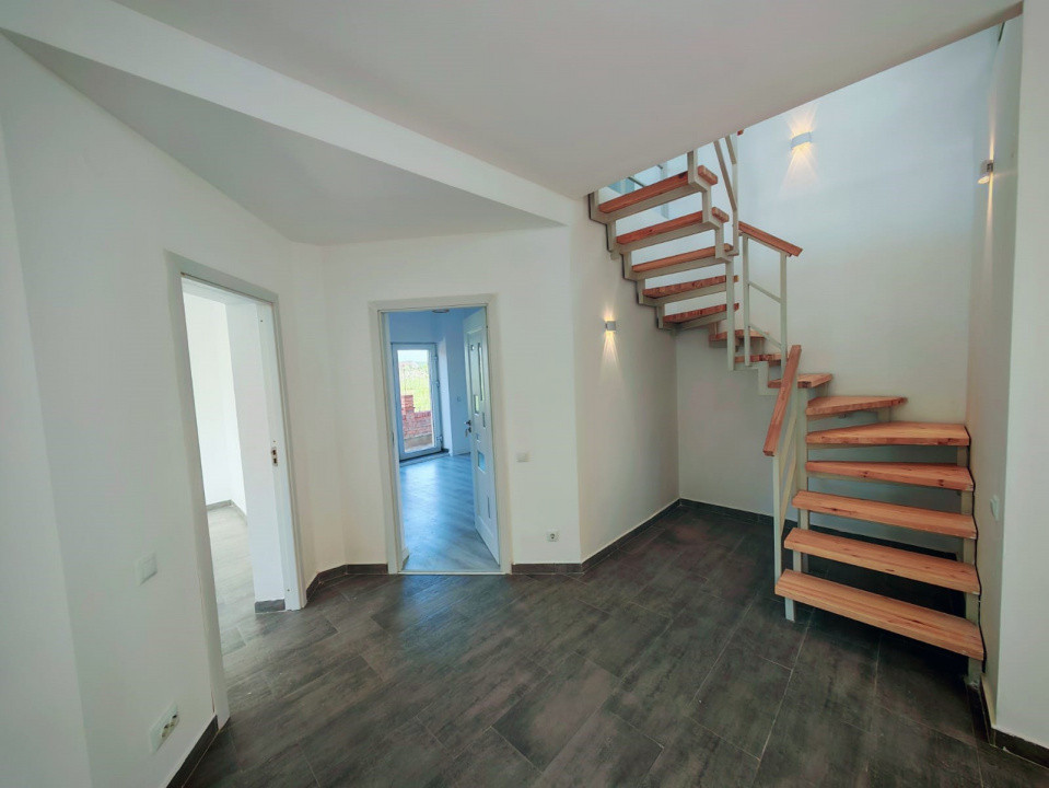 Casă nouă, modernă și spațioasă în Craiova – Zona Damila