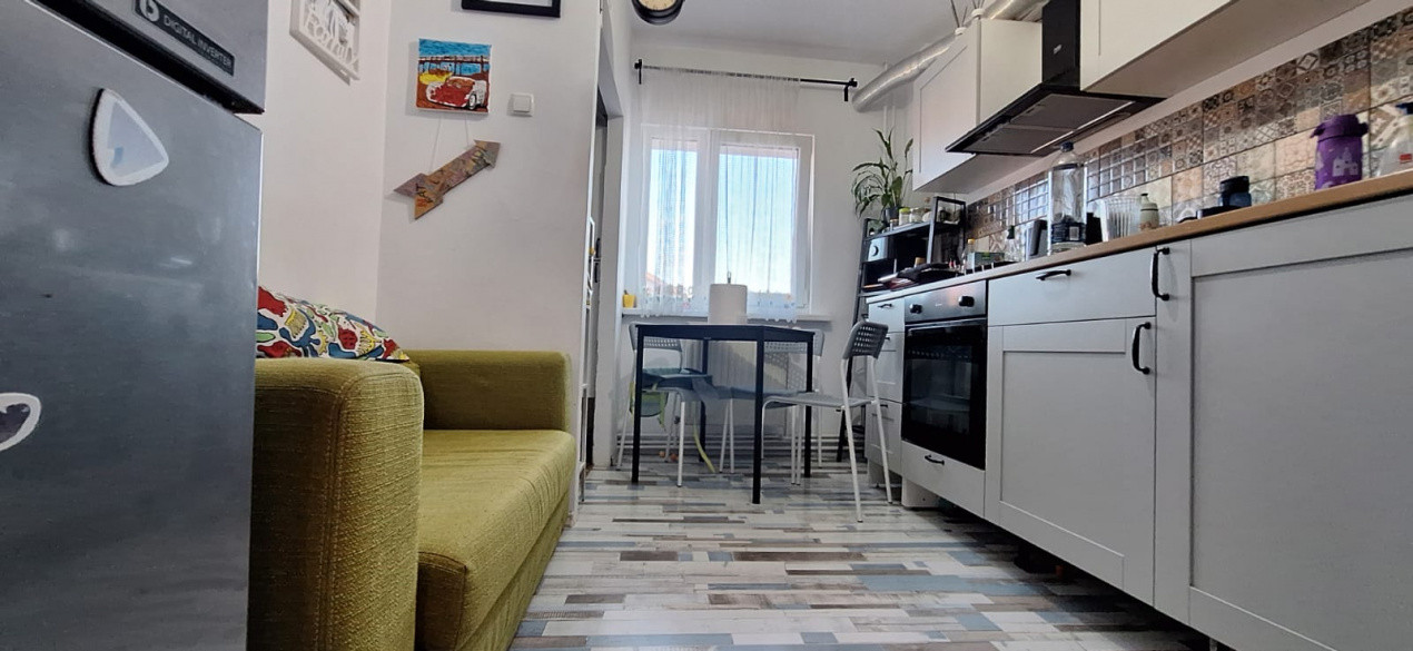 Apartament 2 camere, mobilat, etaj 1, 60 mp – Zona 9 Mai, Ploiești!