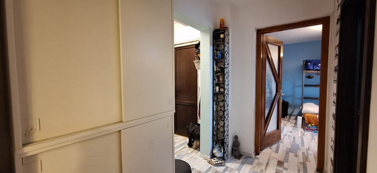 Apartament 2 camere, mobilat, etaj 1, 60 mp – Zona 9 Mai, Ploiești!