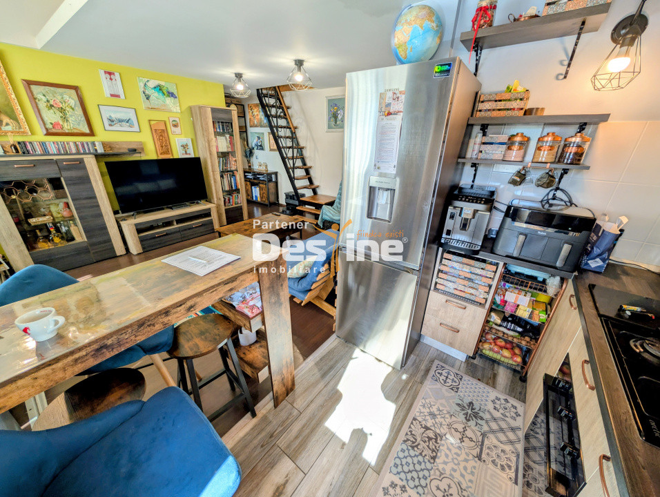 Apartament 4 camere 2 băi tip mansardă 78 mp mobilat utilat - Alexandru cel Bun