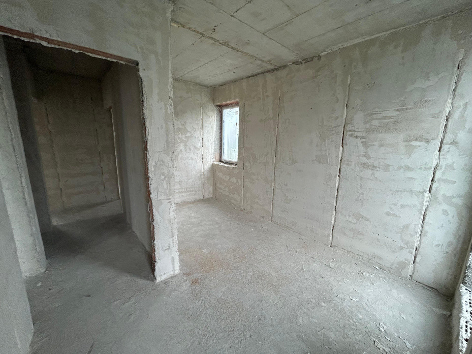 Casa individuala 120mp Teren 360mp Loc parcare terasa si curte generoasa Rediu