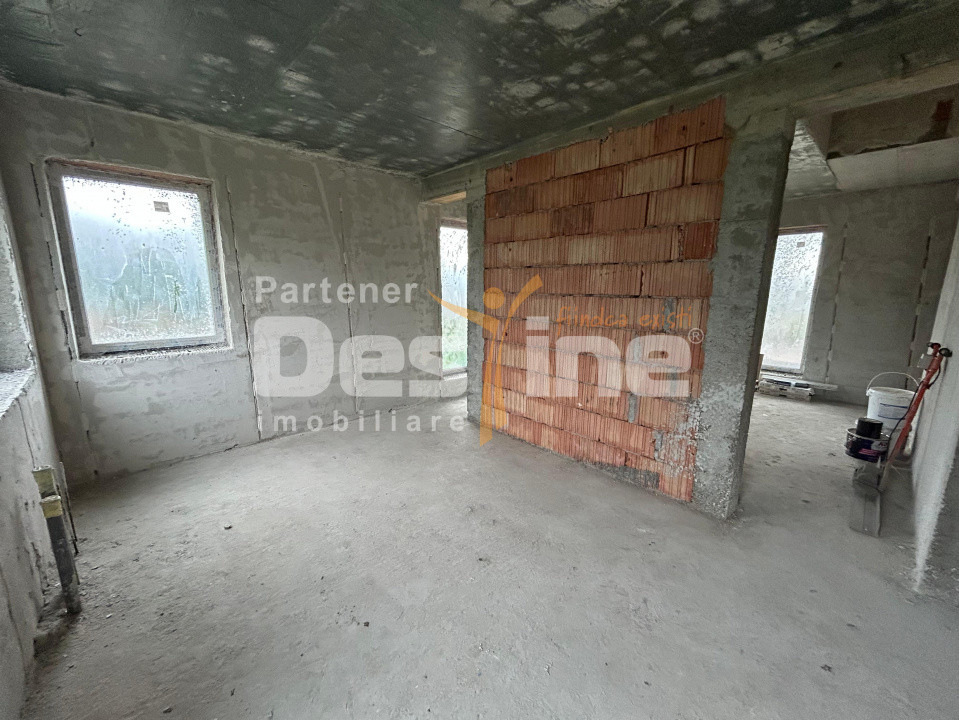 Casa individuala 120mp Teren 360mp Loc parcare terasa si curte generoasa Rediu
