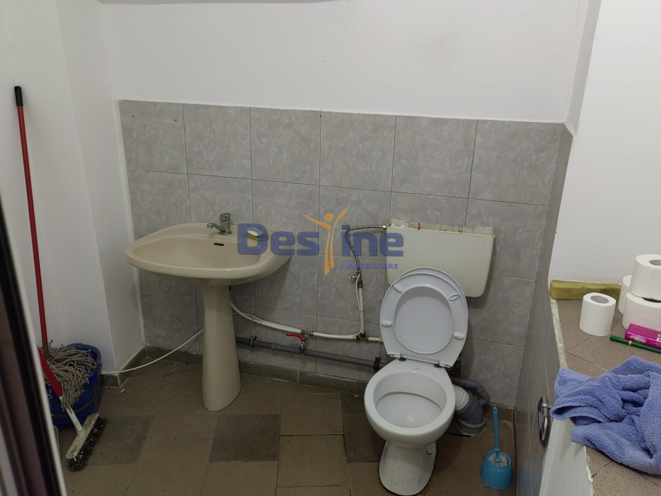 VAND SPATIU COMERCIAL 300 MP, CENTRAL, DEJ