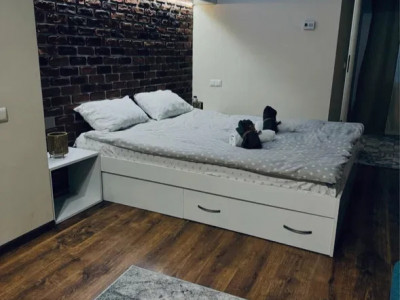 Garsoniera pretabila regim hotelier in centrul Brasovului