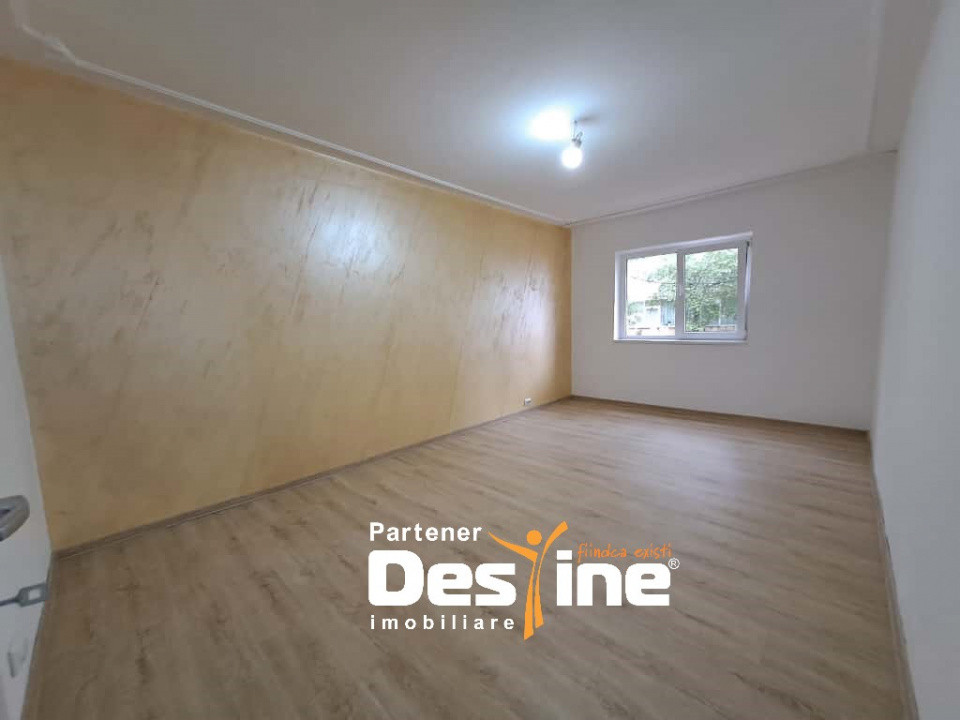 Apartament 2 camere, decomandat , Dacia, 80.900 euro