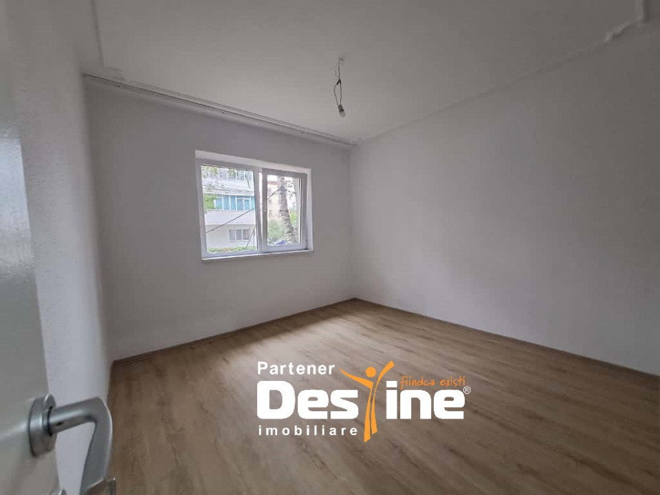 Apartament 2 camere, decomandat , Dacia, 80.900 euro