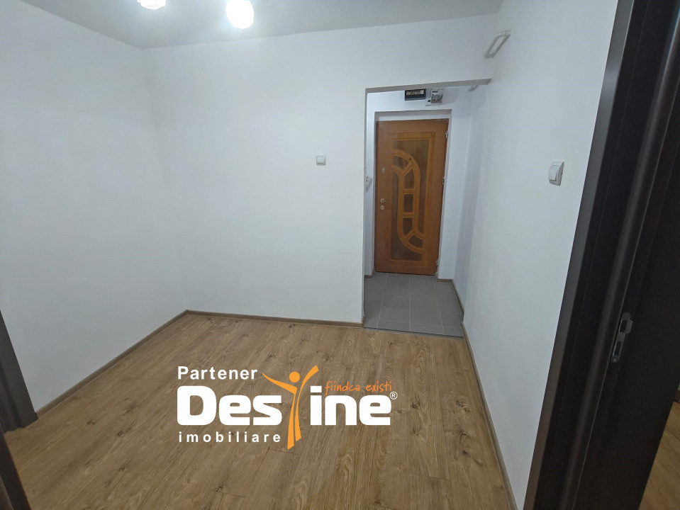 DACIA, Apartament 3 camere, 71.7 MP, 149.900 € 