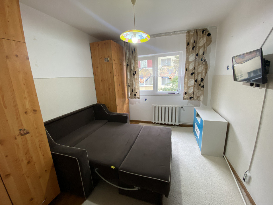 Apartament 2 camere decomandat cu loc de parcare si balcon, zona Astra