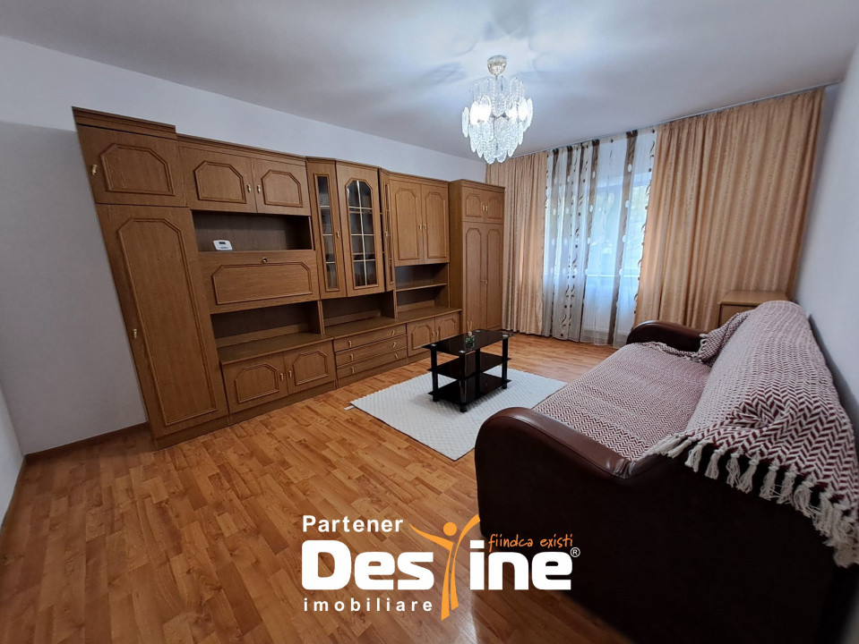 Apartament de inchiriat 2 camere, decomandat , Nicolina, 400 EURO