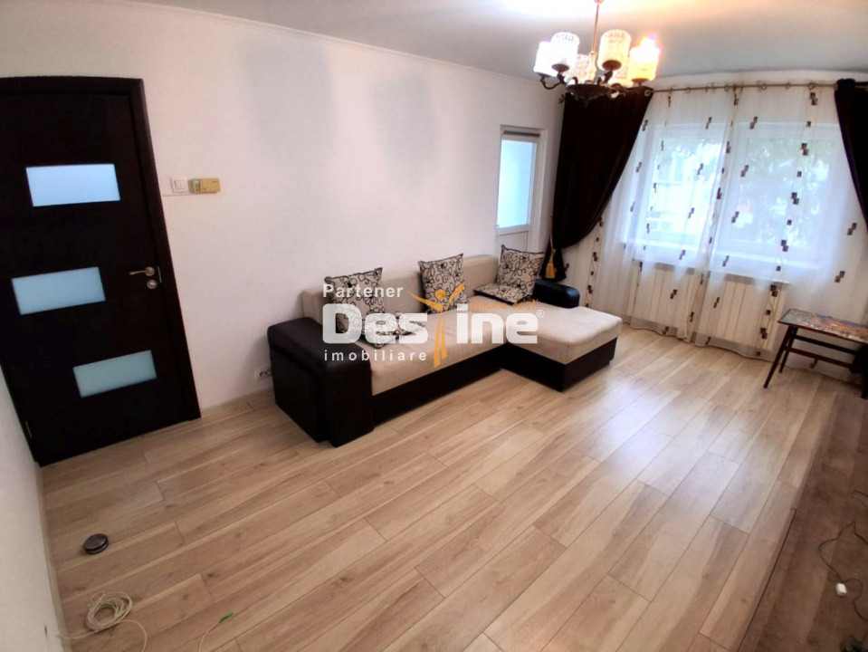 Apartament 2 camere decomandat 50mp utili boxa si loc de parcare mutare imediata