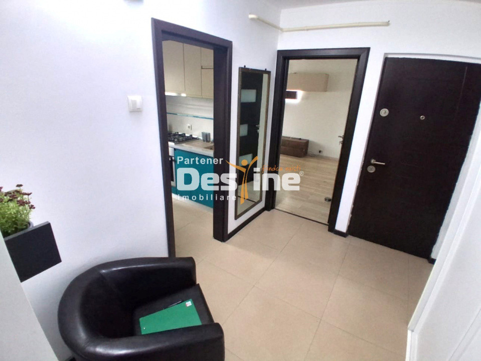 Apartament 2 camere decomandat 50mp utili boxa si loc de parcare mutare imediata