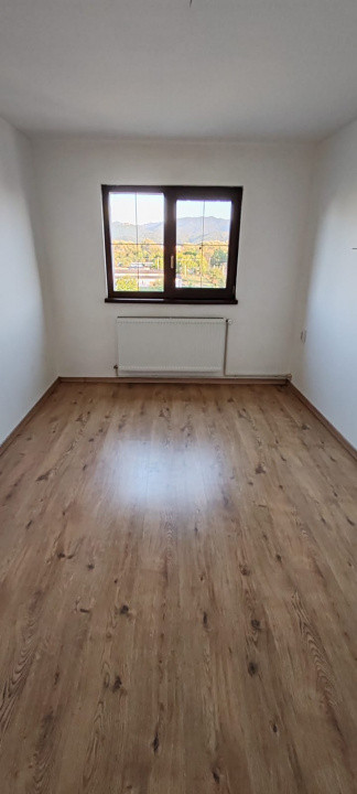 Apartament decomandat 2 camere  55 MP, etaj 3, STUPINI, 