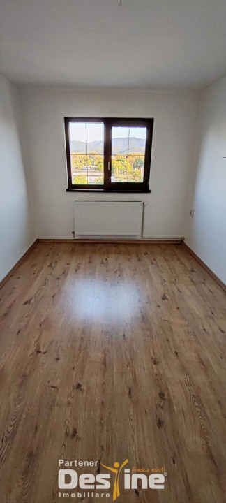 Apartament decomandat 2 camere, etaj intermediar, bloc izolat termic, Stupini