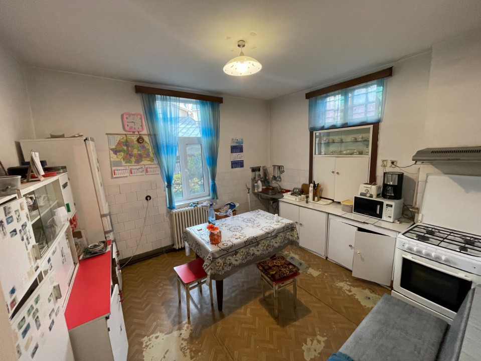 Casa Central Bulevardul Castanilor Ploiesti