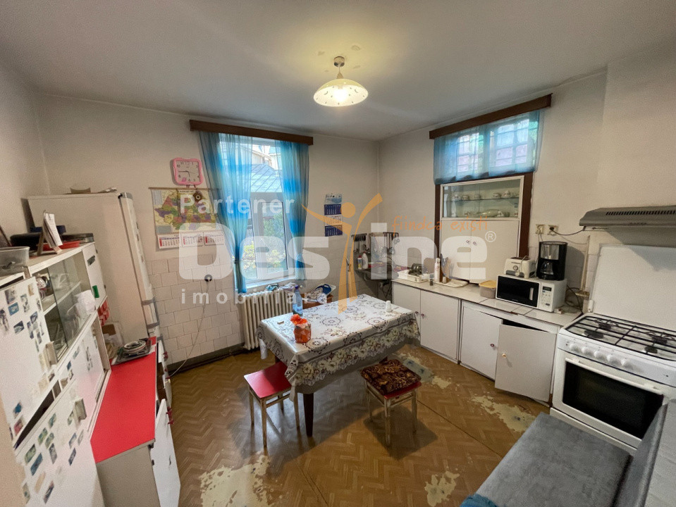 Casa Central Bulevardul Castanilor Ploiesti