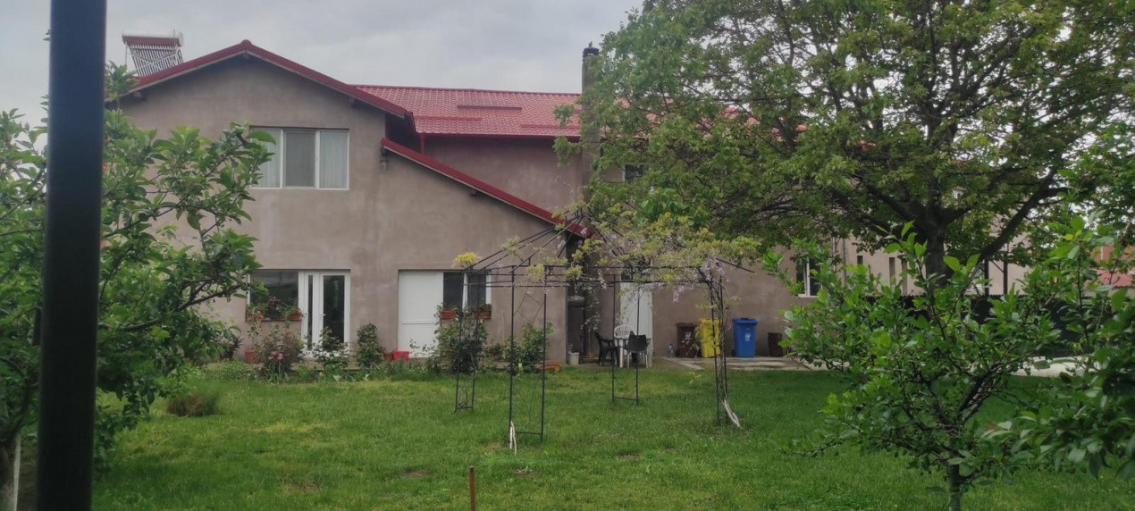 Investiție profitabilă Calafat, spații + apartamente + teren 1000 mp