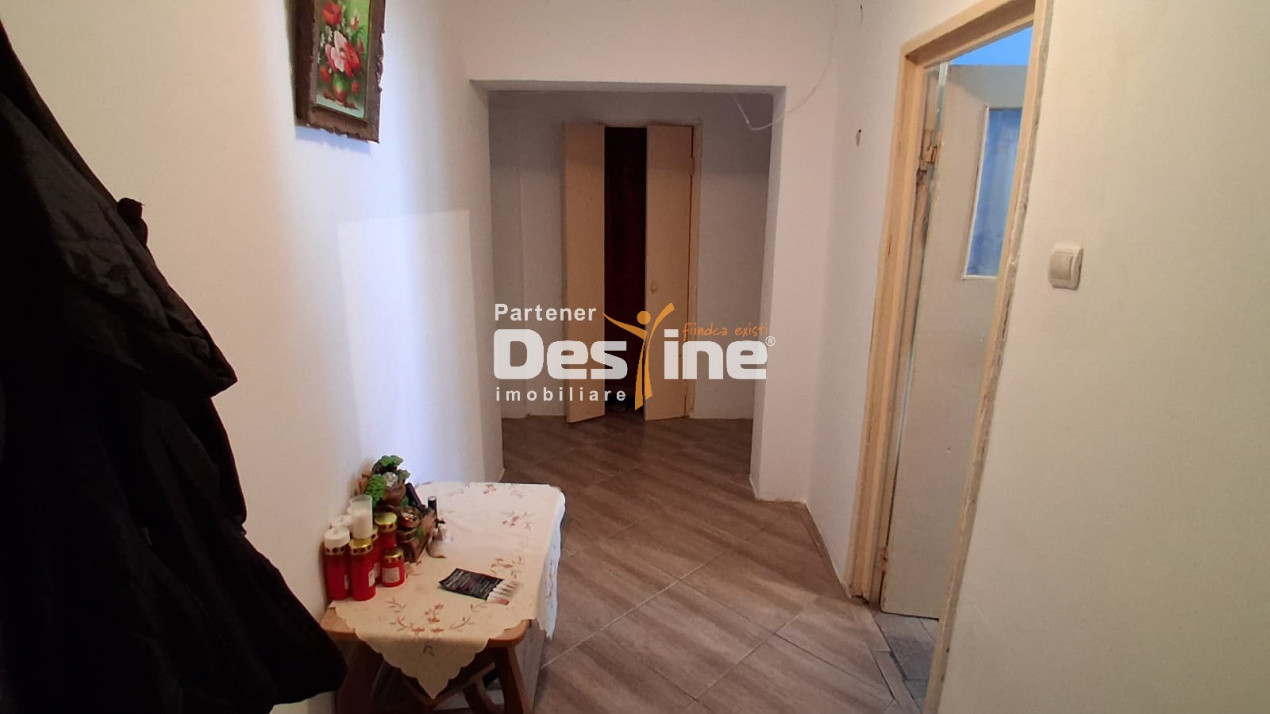 Apartament 3 camere decomandat 70.74mp etaj2 Valea Lupului