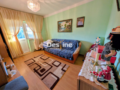Apartament 3 camere decomandat 71 mp etaj 2, centrală, de renovat Valea Lupului