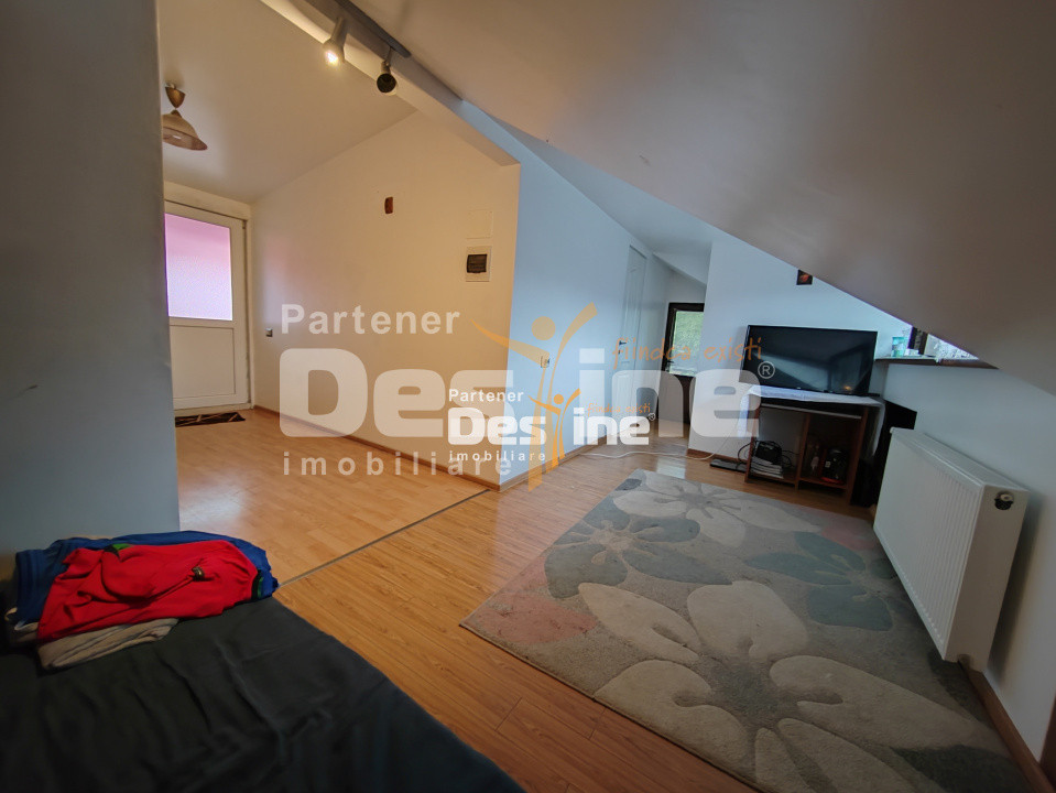 Valea Adanca - Duplex P+Mansarda 107mp + 110 mp CURTE